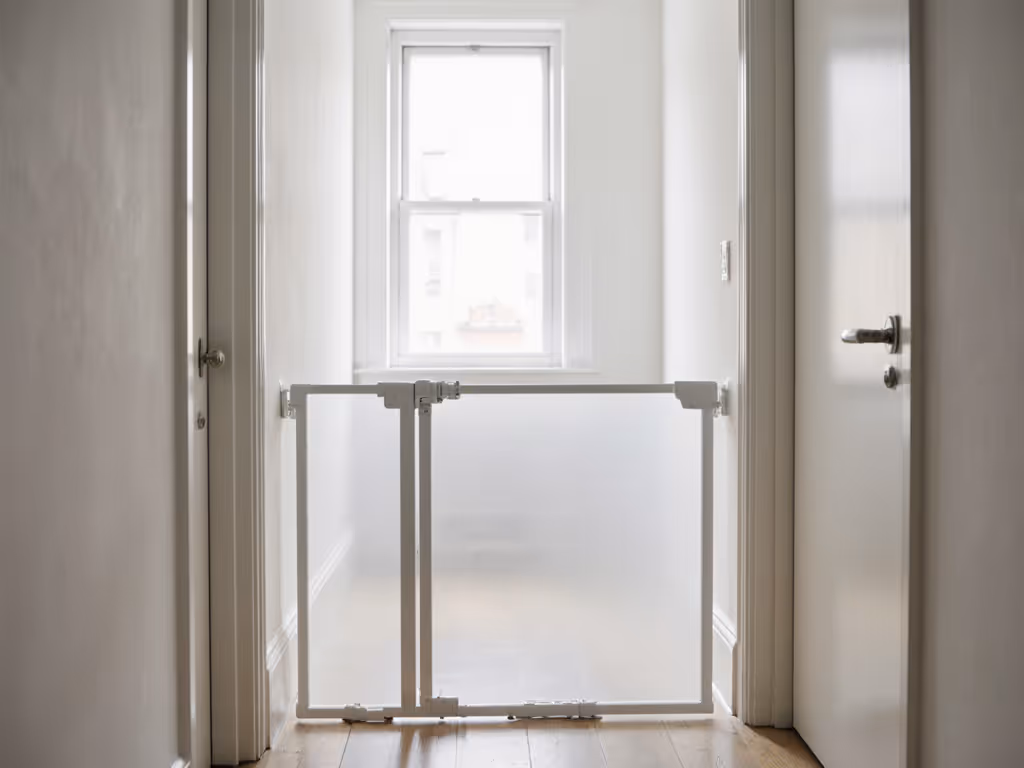 baby_gate_in_tiny_apartment_hallway